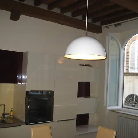 Apartment Holiday In Lucca
